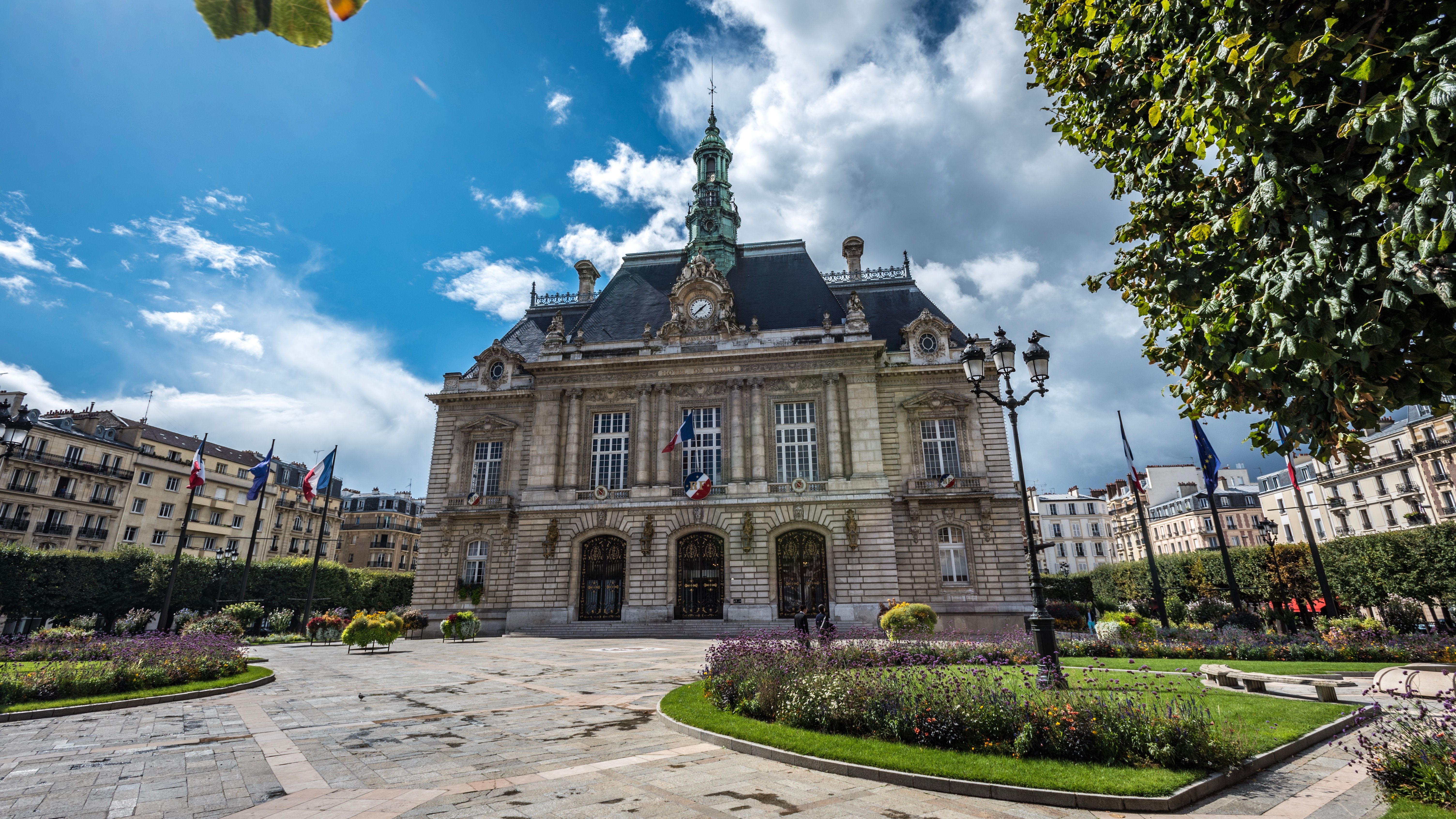 Sewa mobil di Levallois-Perret