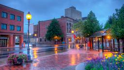 Hotel dekat Bandara Moncton Intl