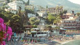 Sewa mobil di Taormina
