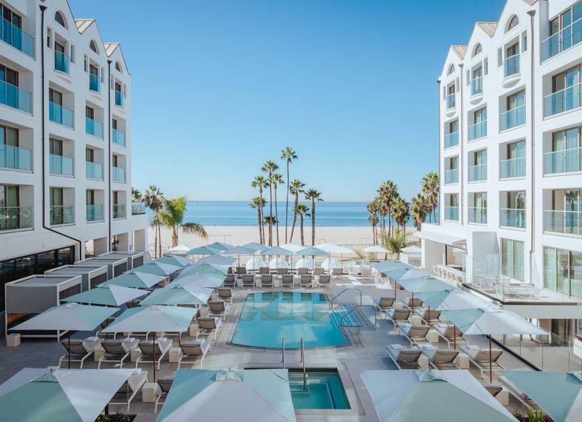 Regent Santa Monica Beach mulai Rp (R̶p̶