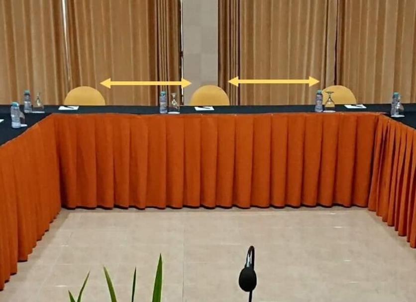 Ruang konferensi Foto