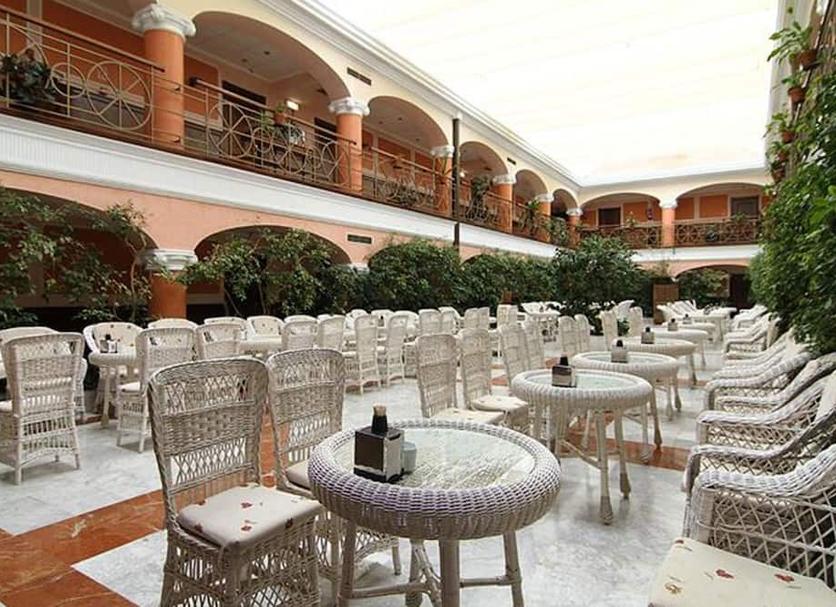Aula serbaguna Foto