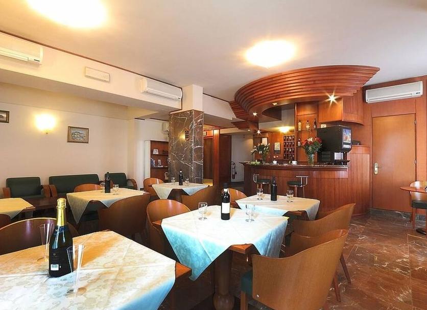 Restoran Foto
