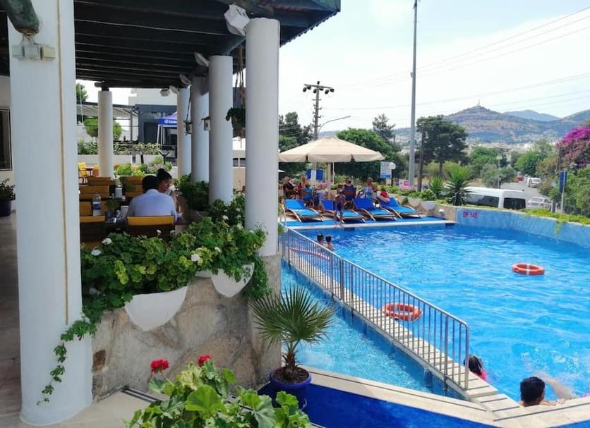 Kolam Foto