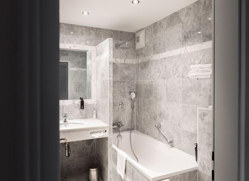 Kamar Mandi Foto