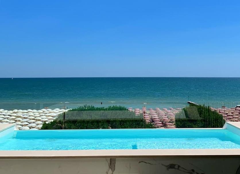 Kolam Foto