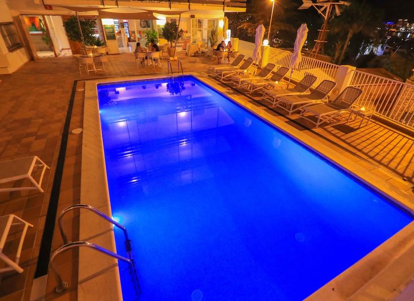 Kolam Foto