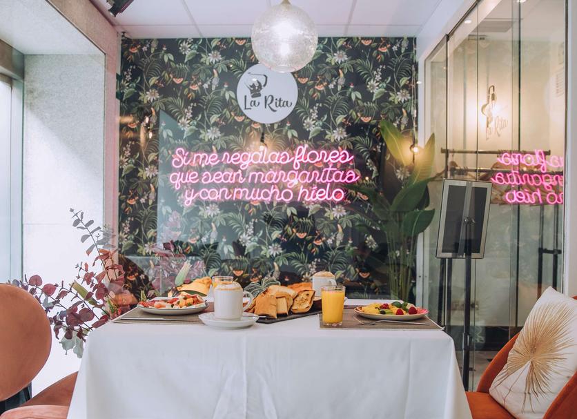 Ruang makan Foto
