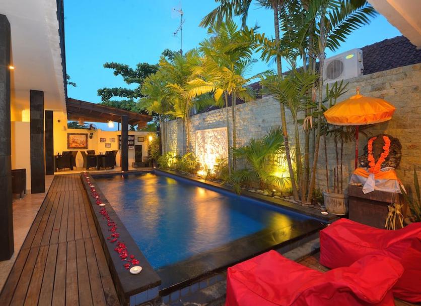 Kolam Foto