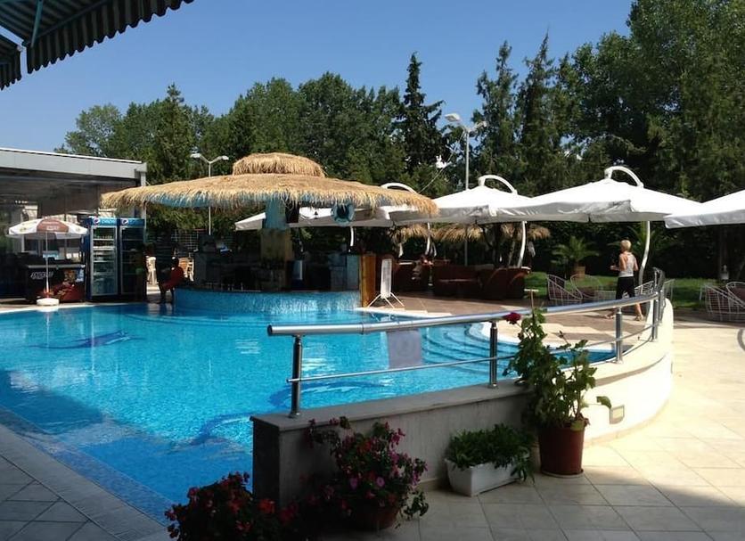 Kolam Foto