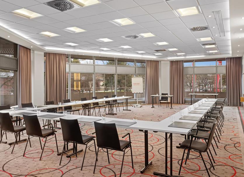 Ruang konferensi Foto