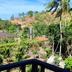 Pemandangan luar
