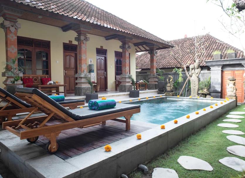 Kolam Foto