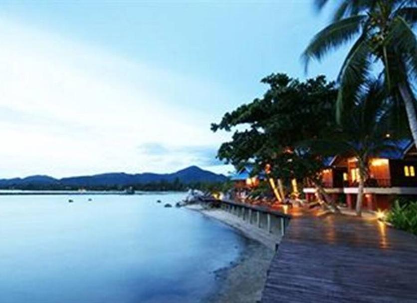 Pemandangan luar Foto