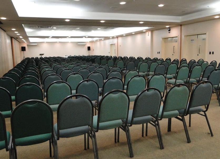Ruang konferensi Foto