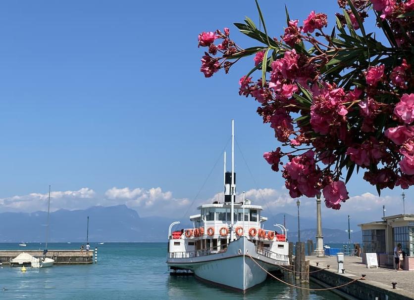 Pemandangan luar Foto