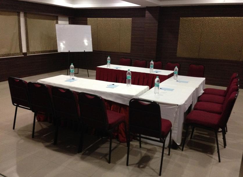 Ruang konferensi Foto