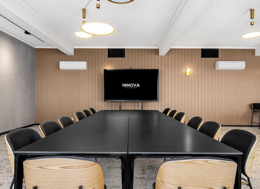 Ruang konferensi Foto