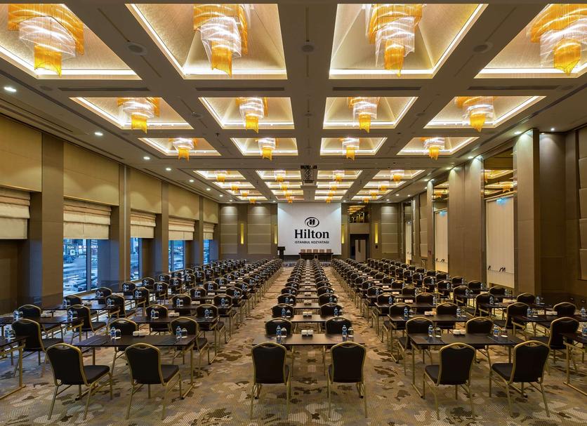 Ruang konferensi Foto