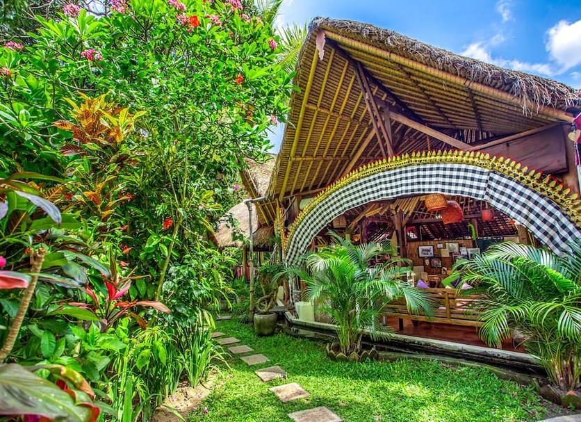 Pemandangan luar Foto