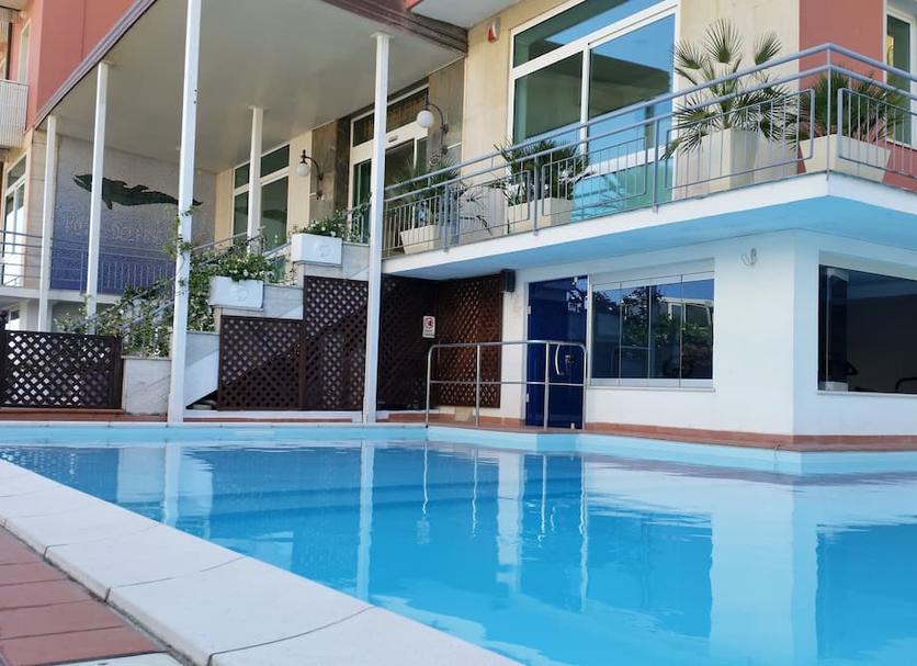 Kolam Foto