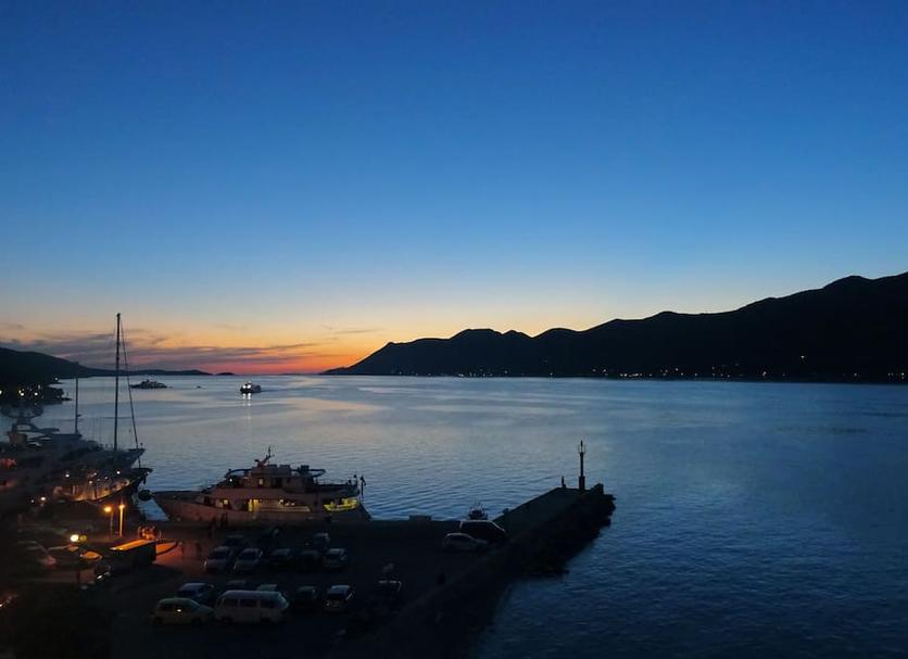 Pemandangan luar Foto