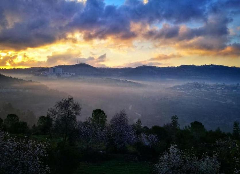 Pemandangan luar Foto
