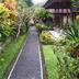 Pemandangan luar