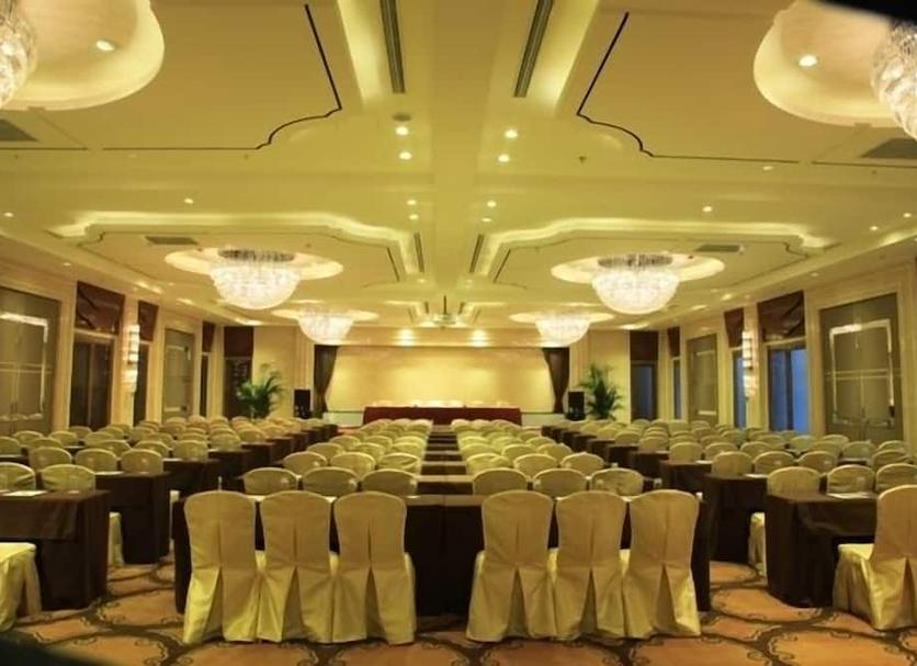 Ruang konferensi Foto