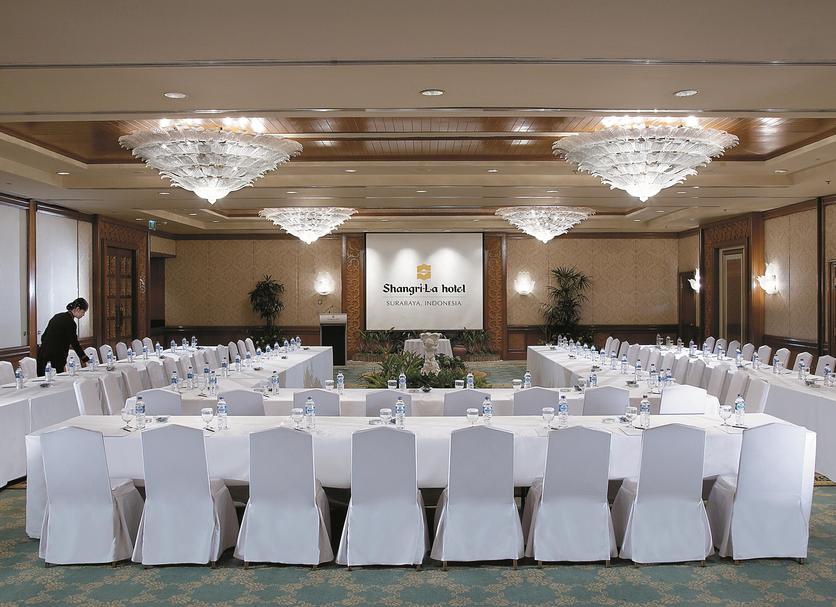 Ruang konferensi Foto