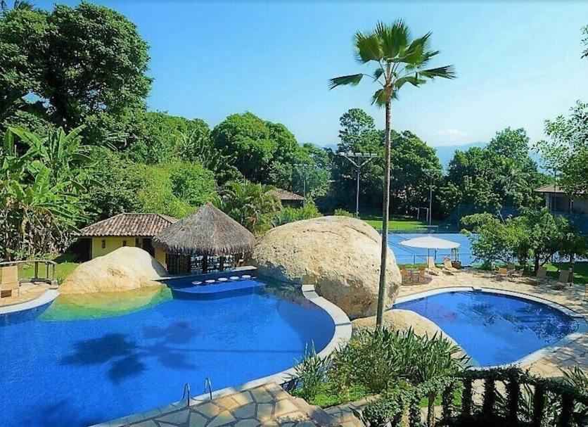 Kolam Foto
