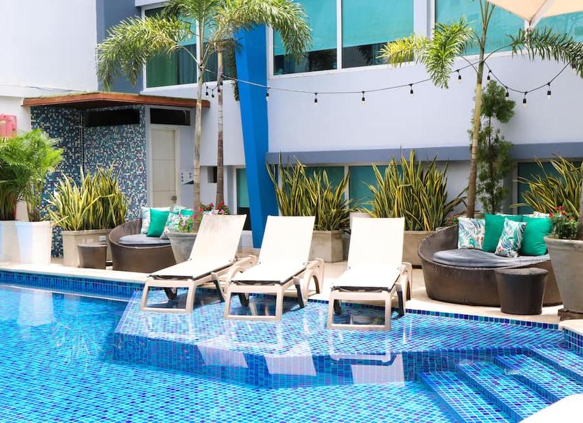 Kolam Foto