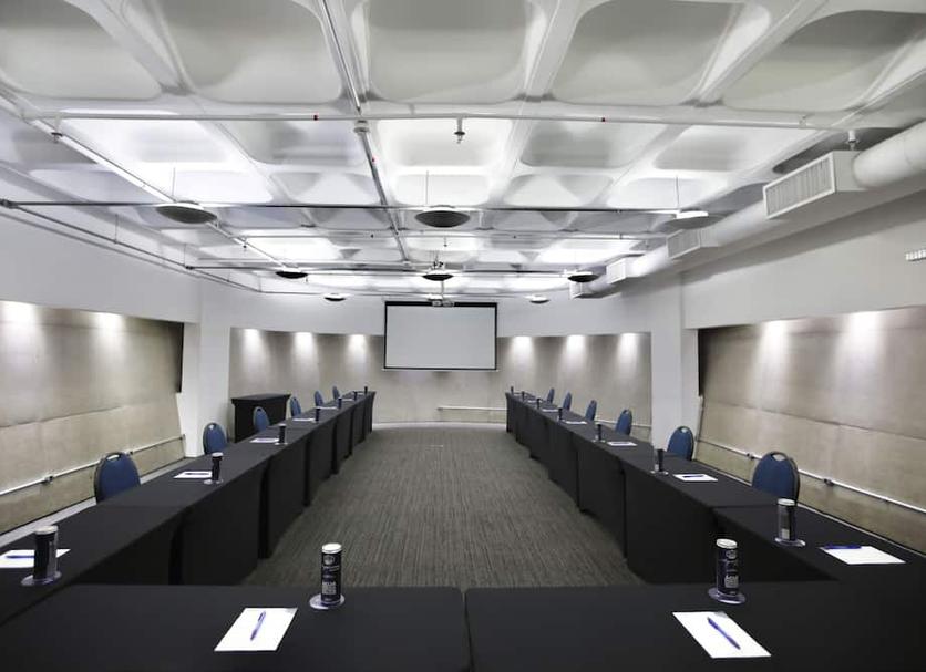 Ruang konferensi Foto