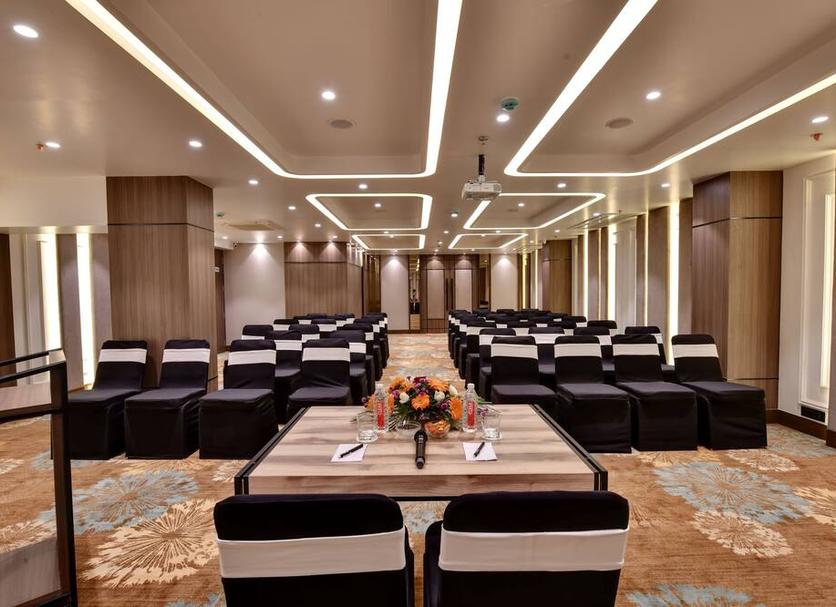 Ruang konferensi Foto