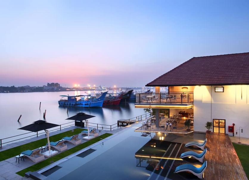 Pemandangan luar Foto