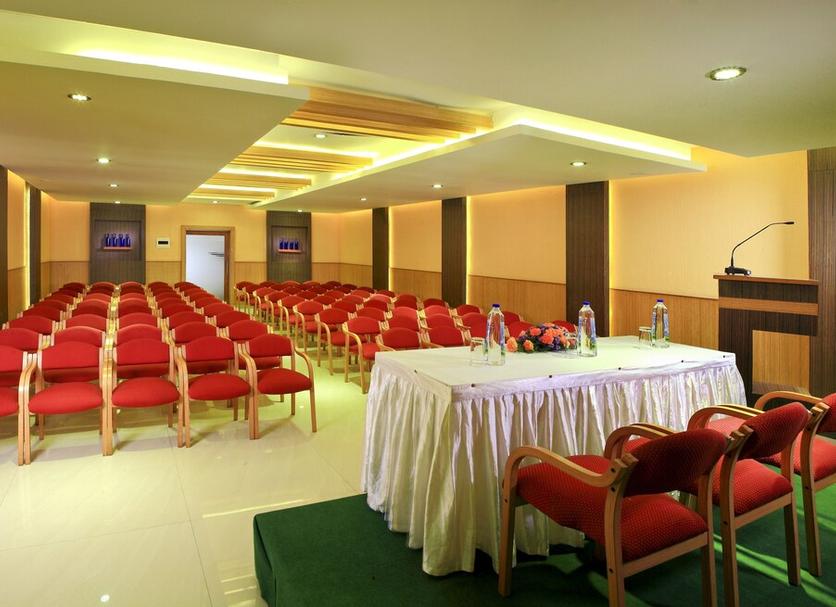 Ruang konferensi Foto