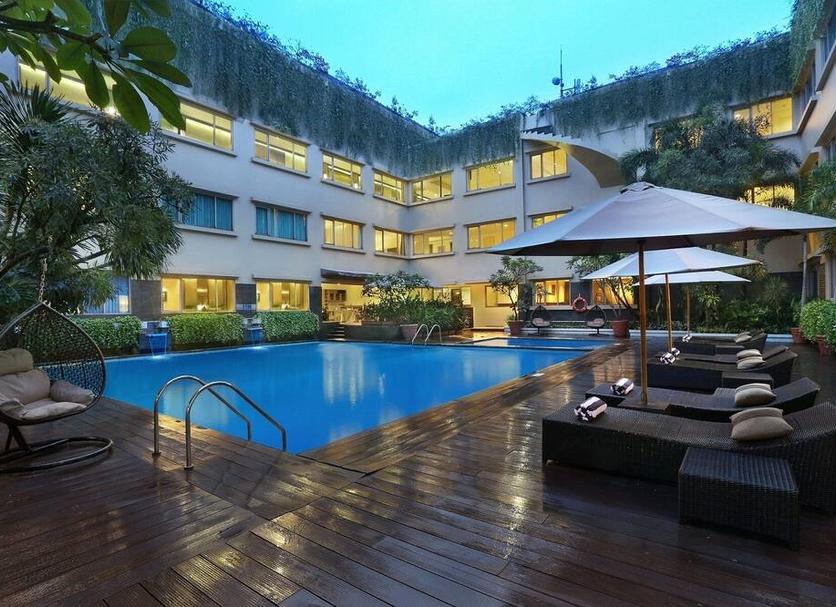 Kolam Foto
