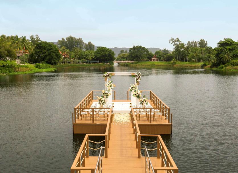 Pemandangan luar Foto
