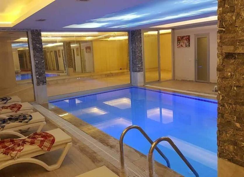 Kolam Foto