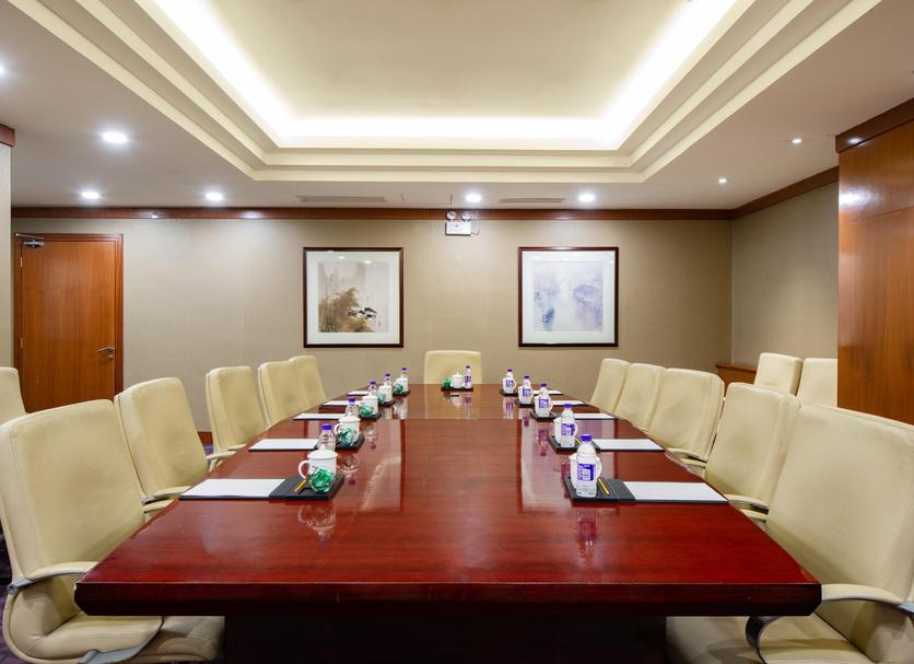 Ruang konferensi Foto