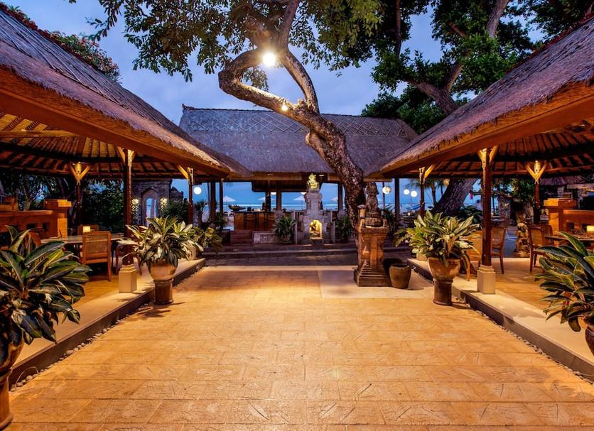 Pemandangan luar Foto