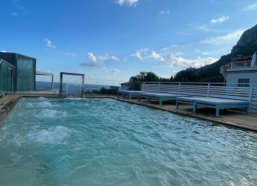 Kolam Foto
