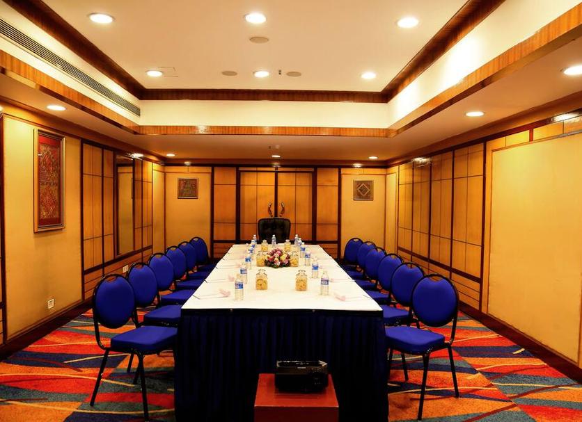 Ruang konferensi Foto