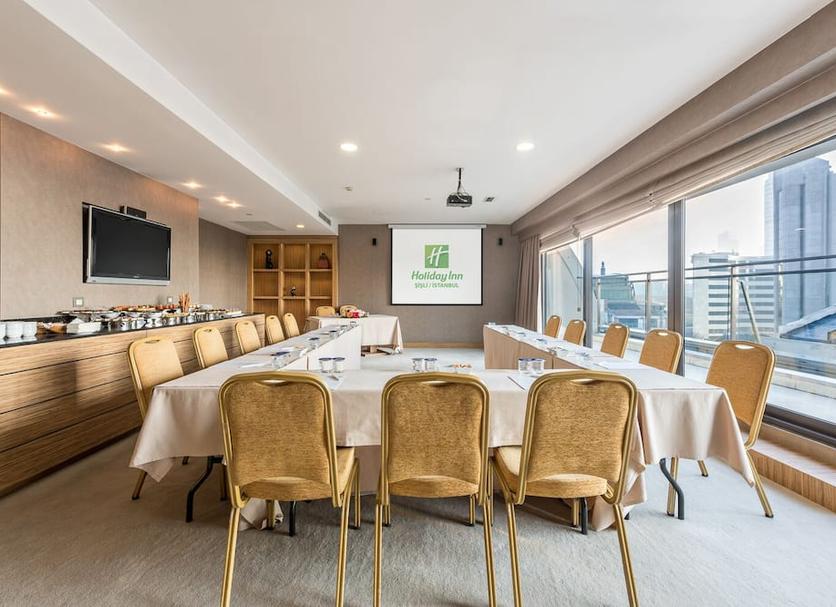 Ruang konferensi Foto