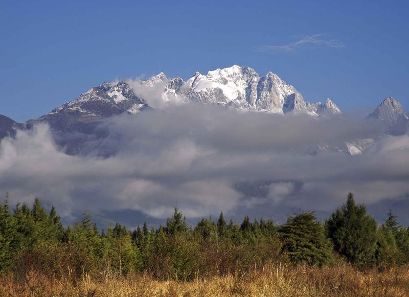 Pemandangan luar Foto