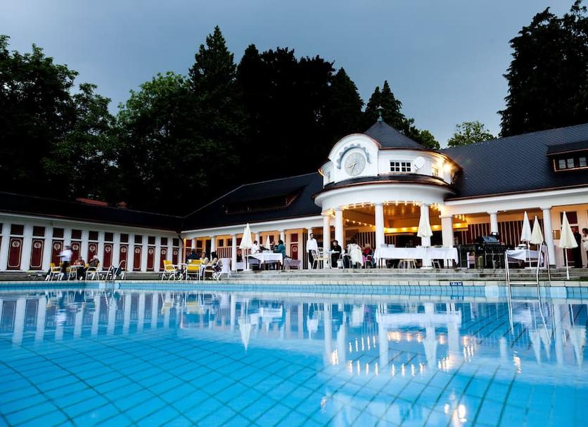 Kolam Foto