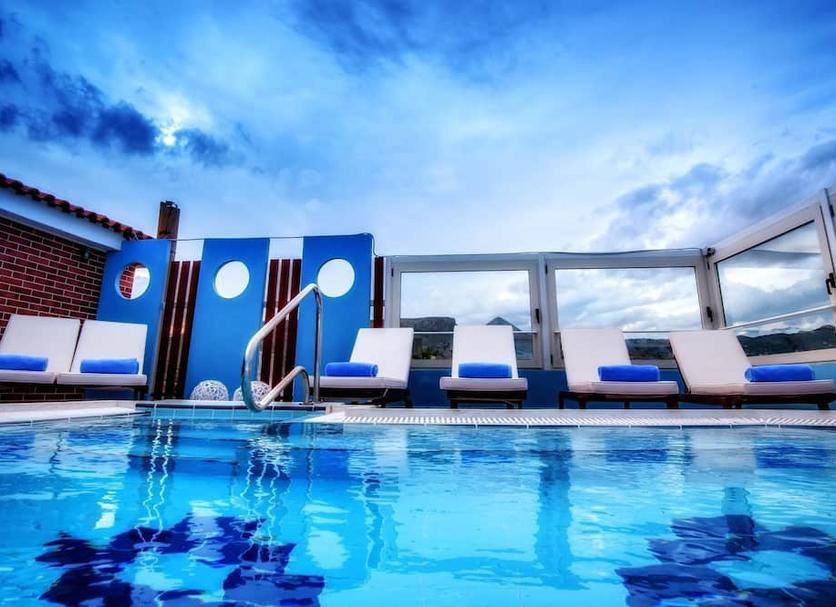Kolam Foto