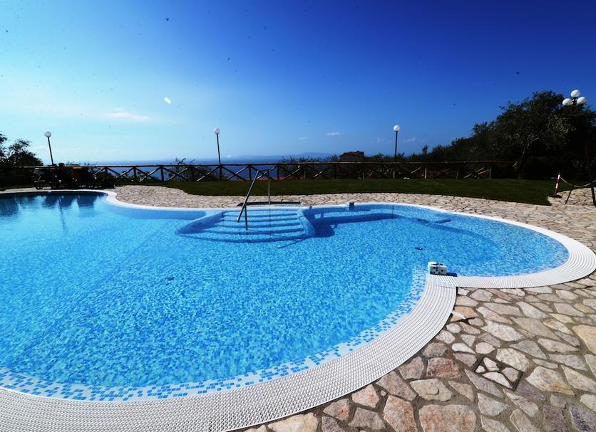 Kolam Foto