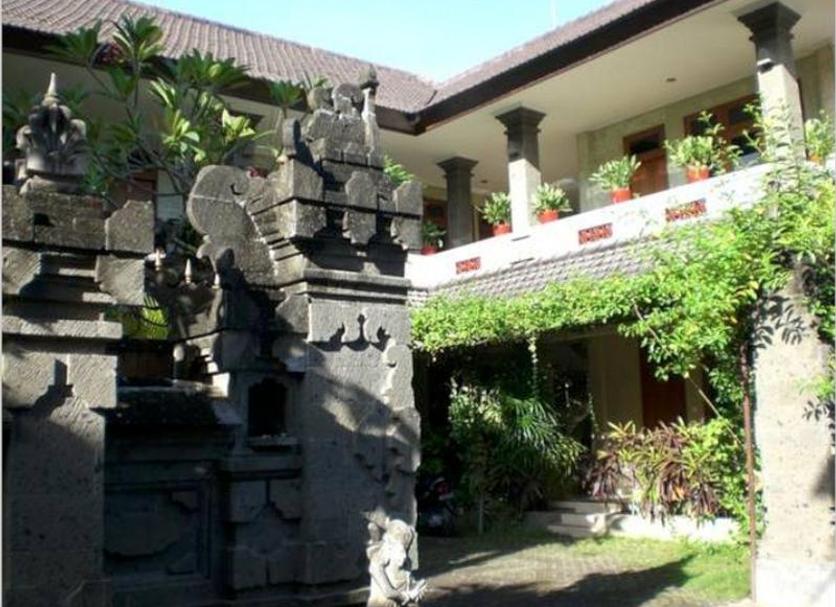 Pemandangan luar Foto