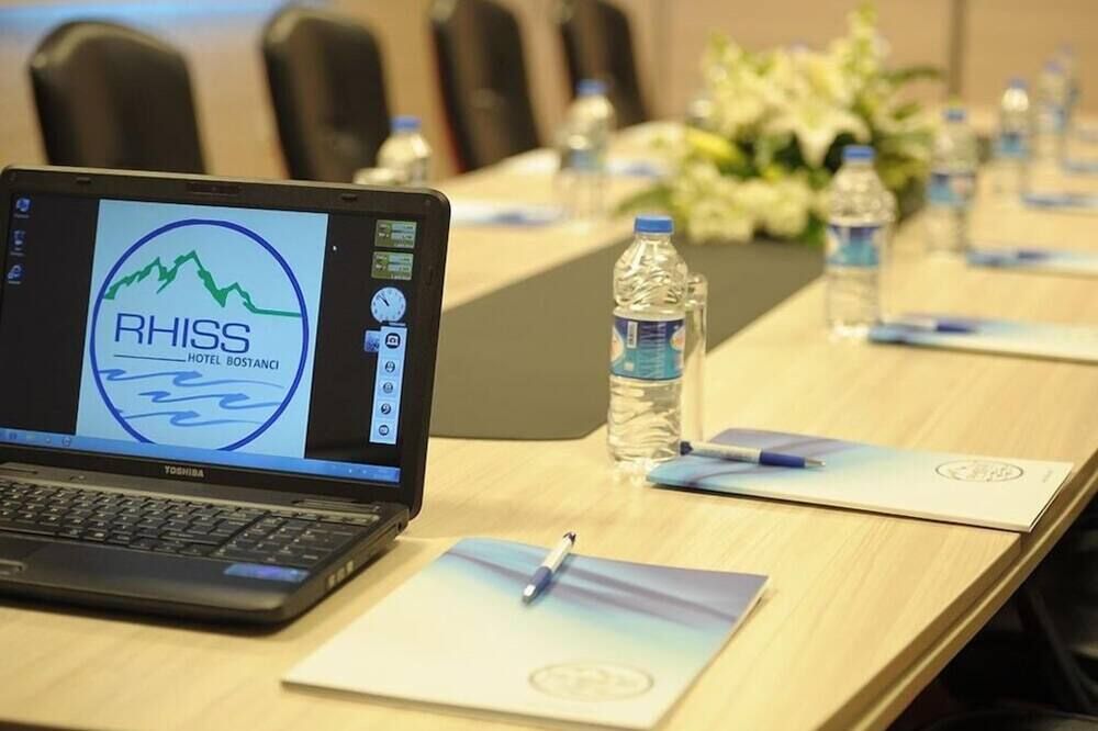Ruang konferensi